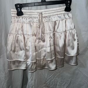 TCEC ivory skort